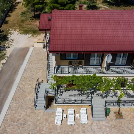 In Near Paklenica Park Appartement *