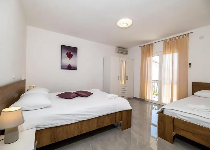 In Near Paklenica Park Apartment